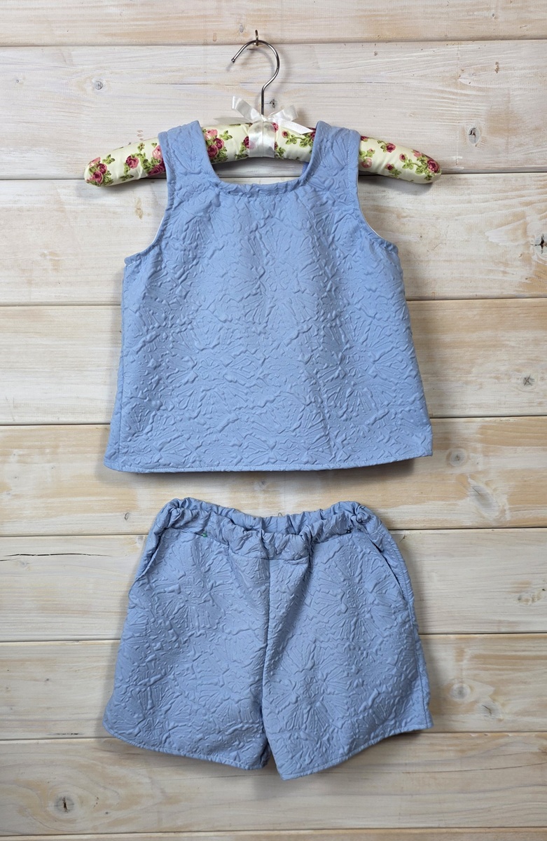 Pyjama or play set
